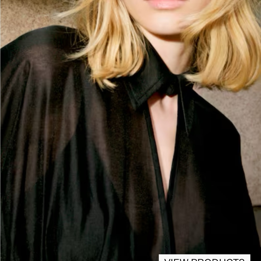 Black Cut-Out blouse/bodysuit